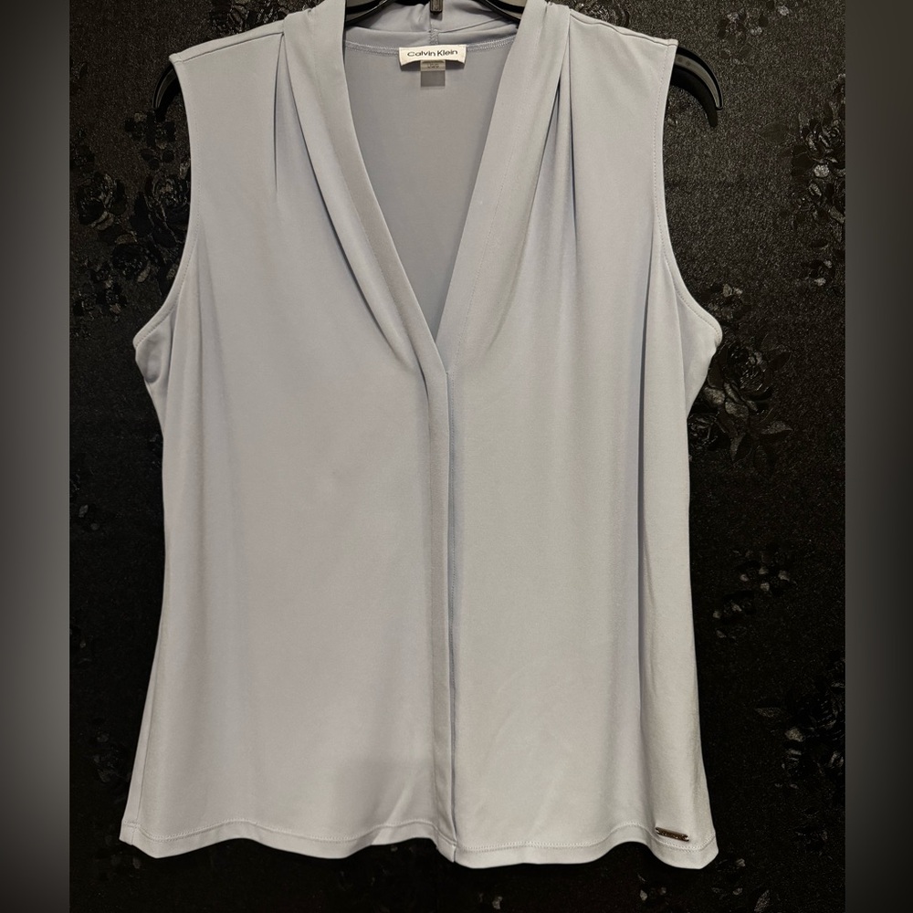Liz Claiborne Light Blue Sleeveless Top